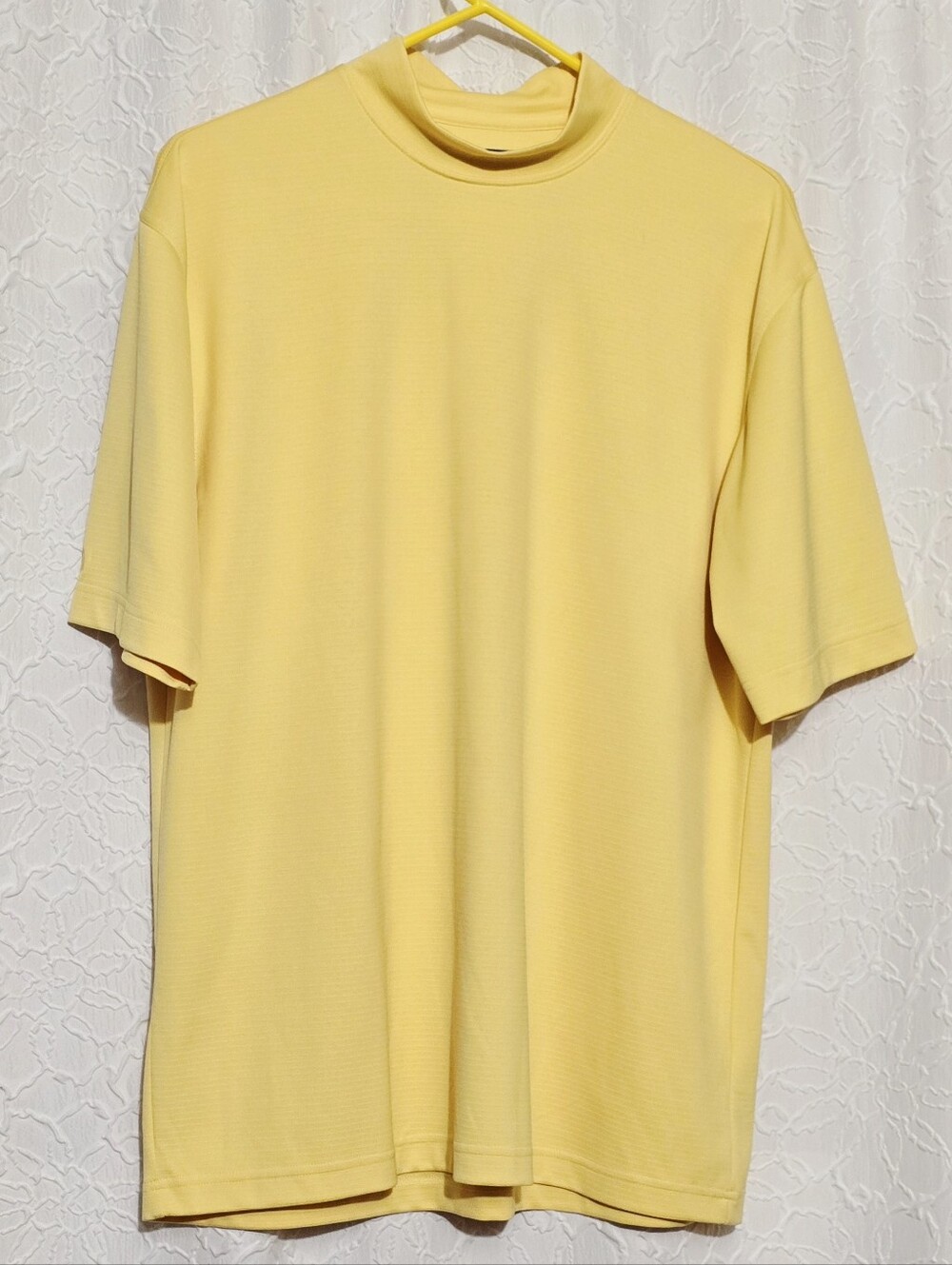 Greg Norman Shark Men's XL Yellow Play Dry Moisture Wick Golf Round Collar Shirt - Picture 2 of 6
